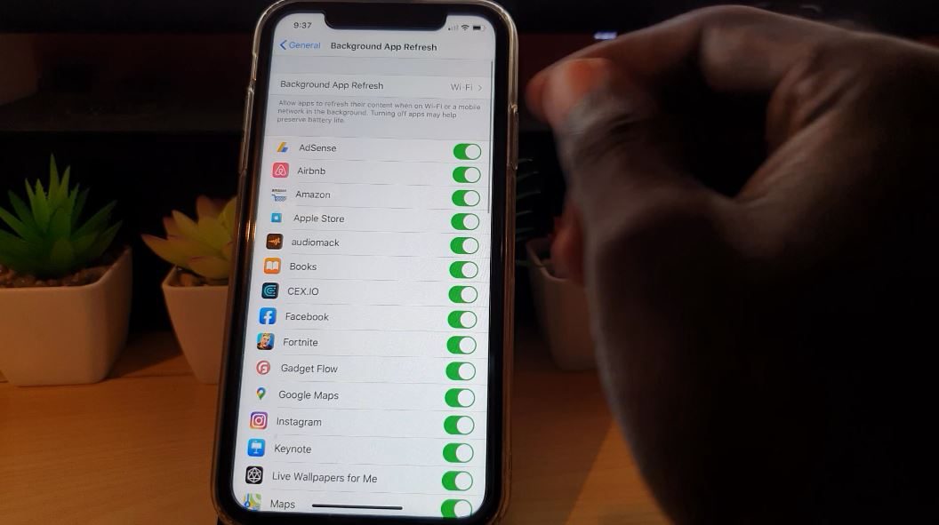 How to Stop Background App Refresh on iPhone - BlogTechTips