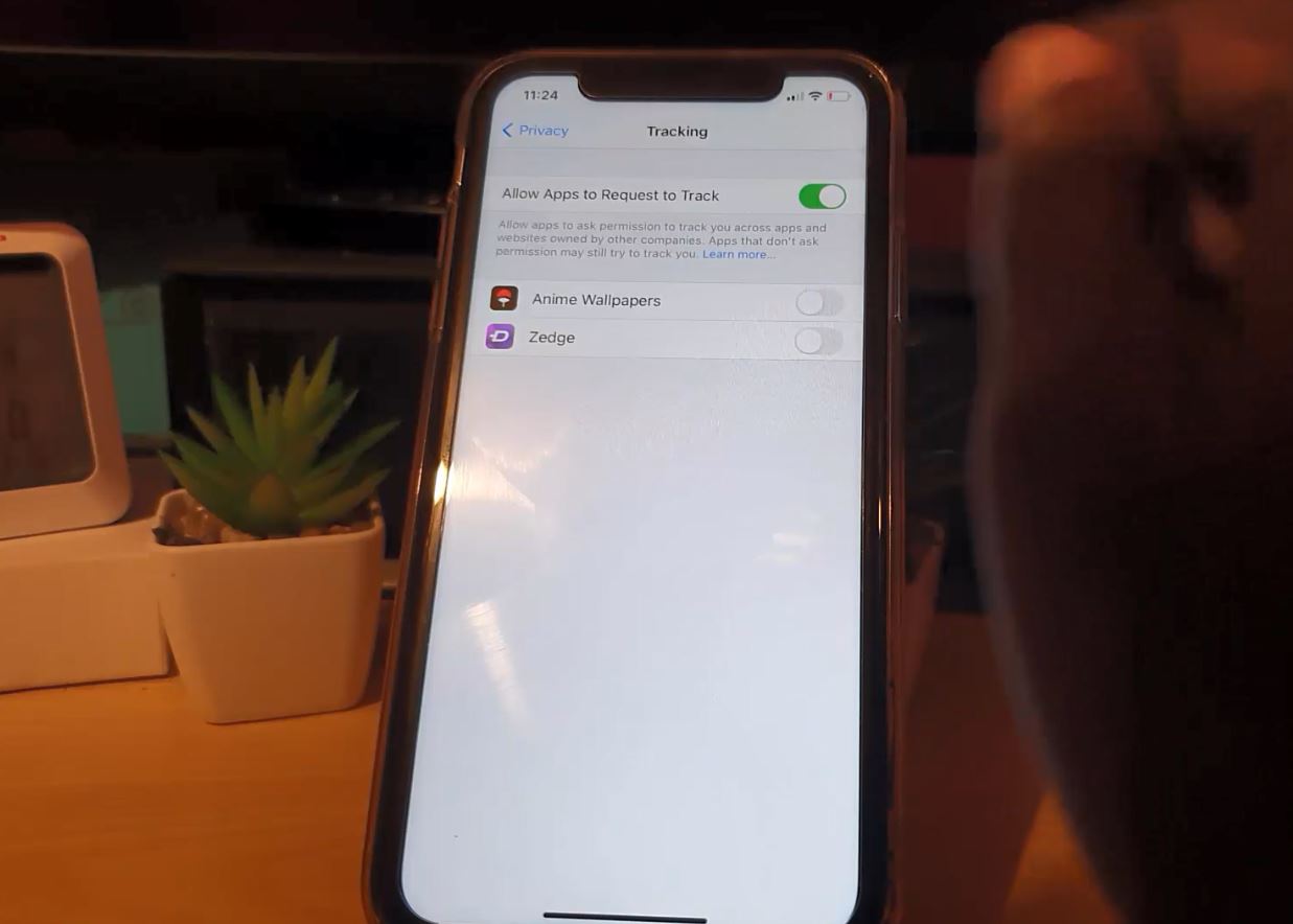 How to Turn Off Tracking on iPhone - BlogTechTips